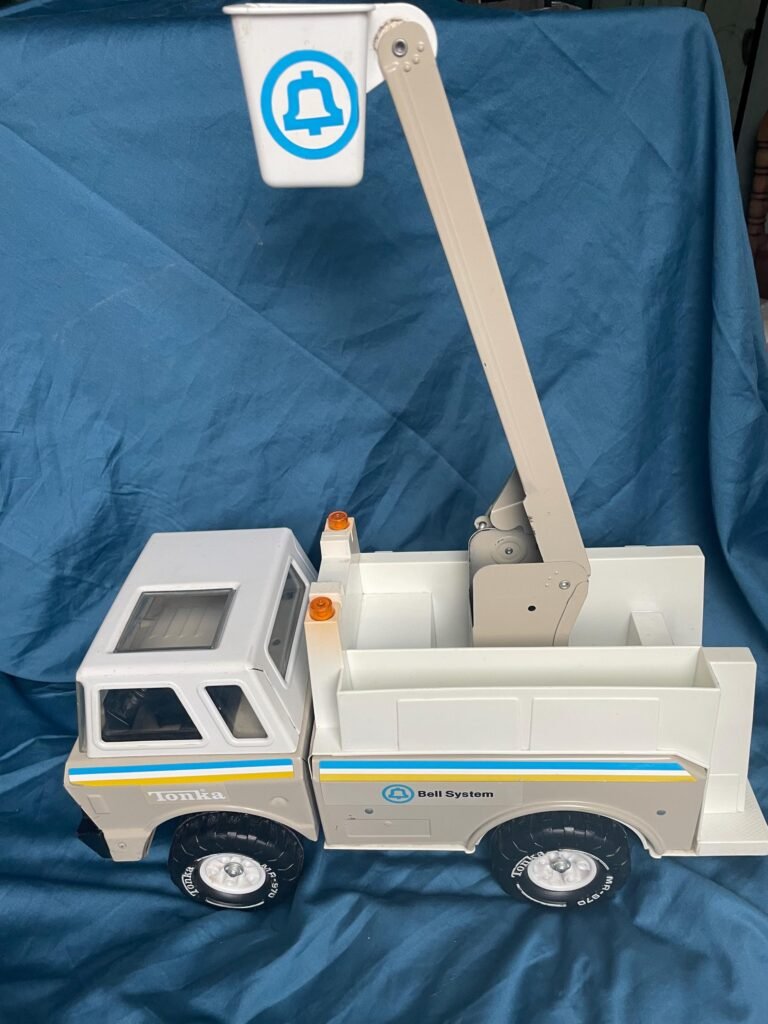 Tonka Bucket Truck - Utility Bucket Lift Toy